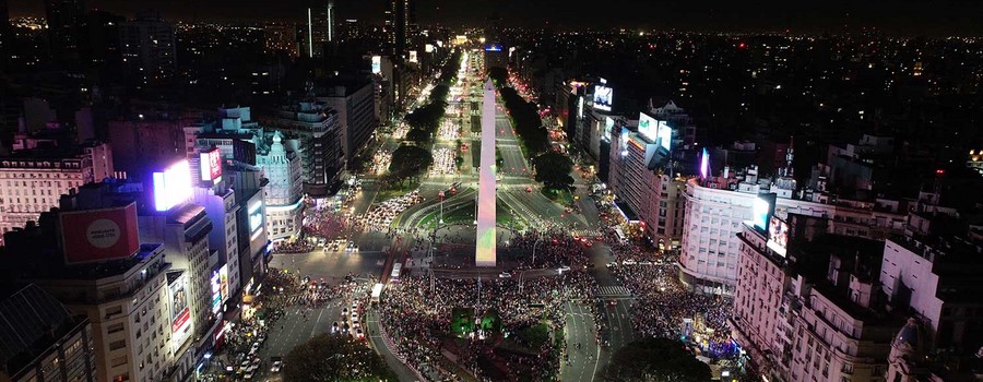 obelisco-noche-1500x610-luces-2022.jpg